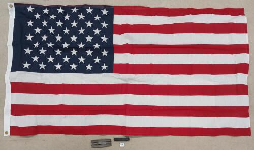 LOT OF 5 - STRIPPER CLIPS, US POLYCOTTON FLAG, ETC
