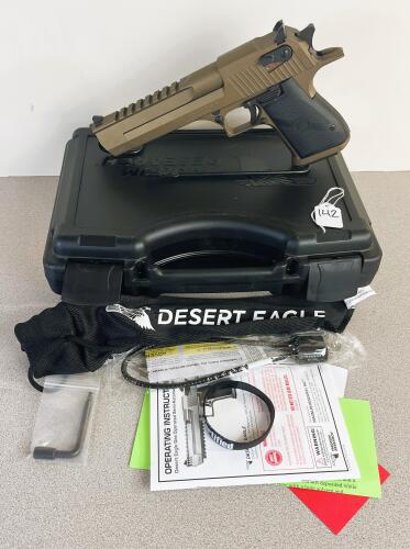 MAGNUM RESEARCH DESERT EAGLE IN .44 MAG - RESTRICTED