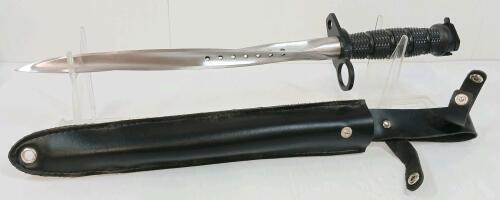JAGDKOMMANDO KNIFE W/ LEATHER SHEATH & FROG