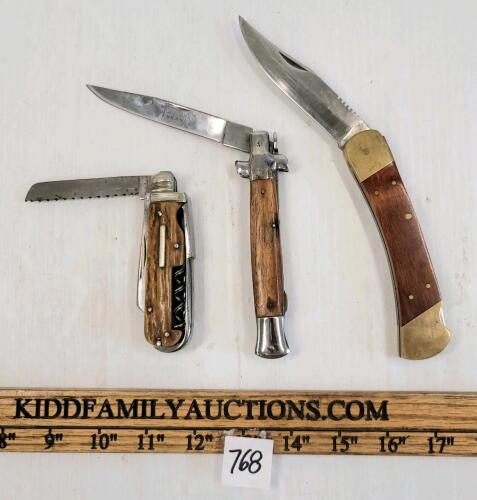 LOT OF 3 - FOLDING KNIVES