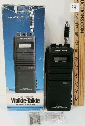 REALISTIC TRC-221 WALKIE-TALKIE