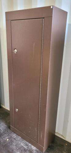 GUN CABINET W/ KEY